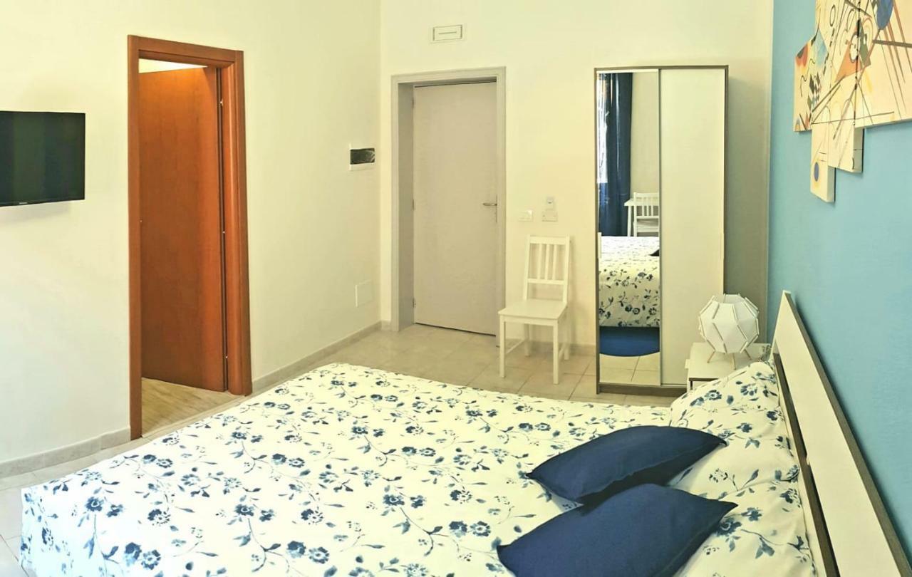 L'Opera Dei Pupi B&B 阿沃拉 外观 照片
