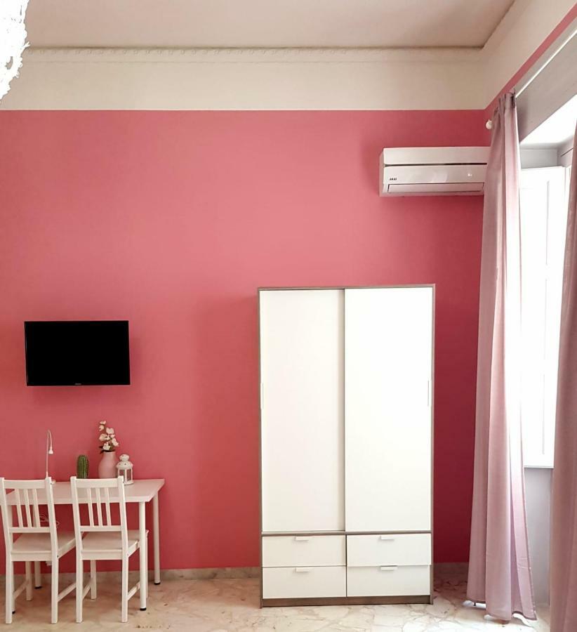 L'Opera Dei Pupi B&B 阿沃拉 外观 照片